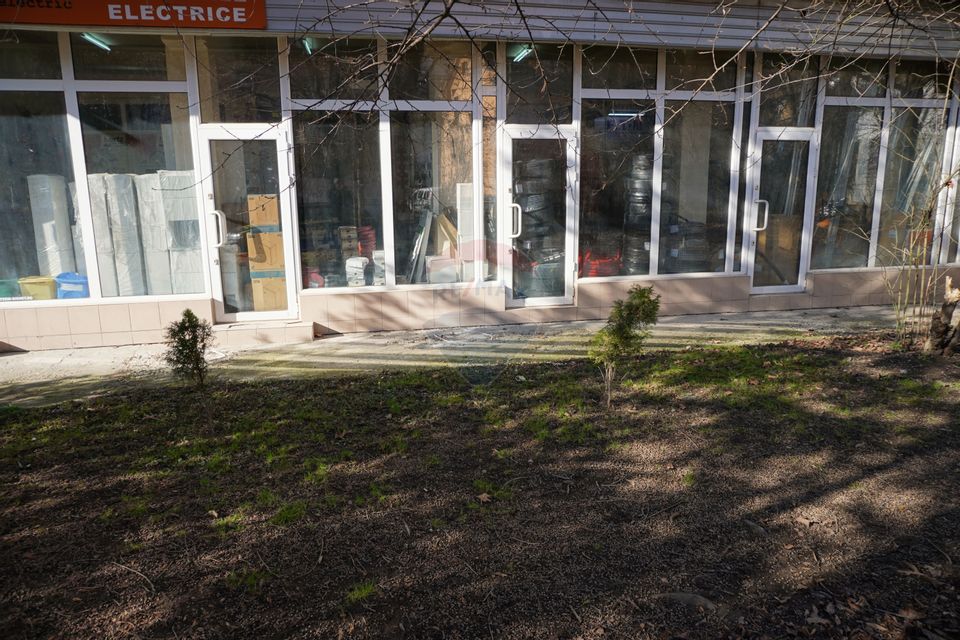 164sq.m Commercial Space for rent, Central area