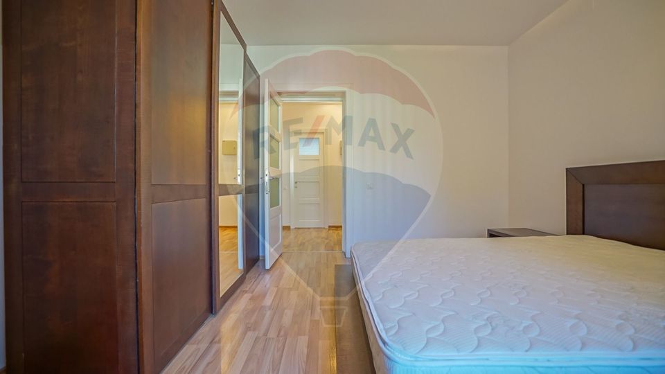 REZERVAT! Apartament 2 camere decomandat, spațios, Centrul Civic