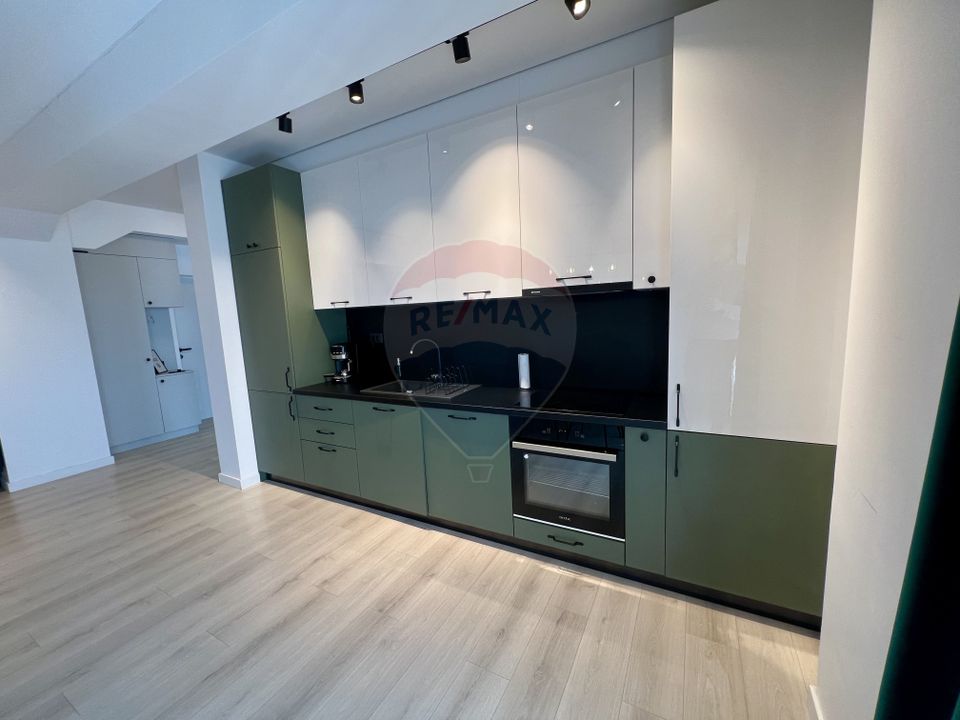 Apartament cu 2 camere de închiriat în zona Tineretului