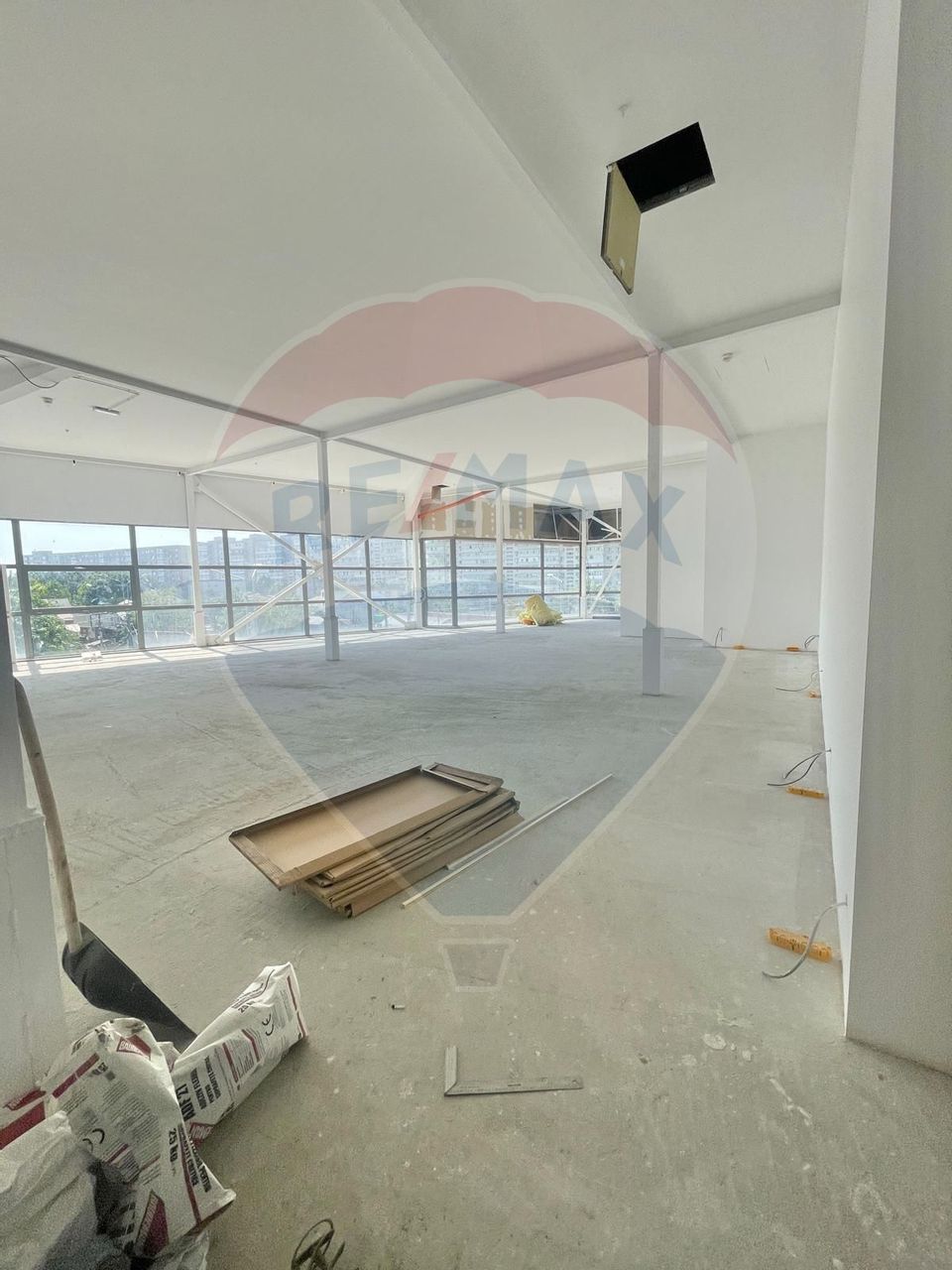 520sq.m Commercial Space for sale, Colentina area