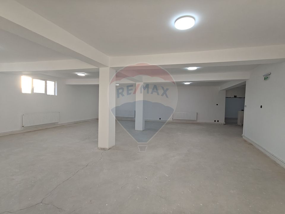 Spațiu comercial, 535.57mp de închiriat, zona autogara Gherla