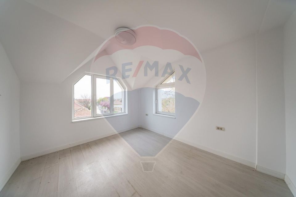Apartament 3 camere intr-un bloc nou in zona Lebada