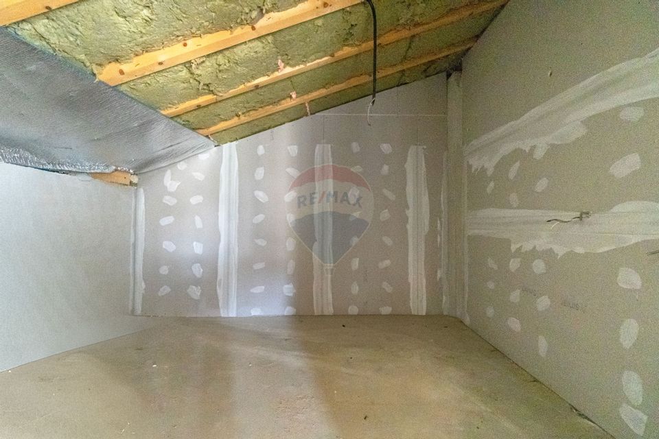 COMISION 0% | CASA 5 CAMERE| DE VANZARE|800MP TEREN| TOATE UTILITATILE