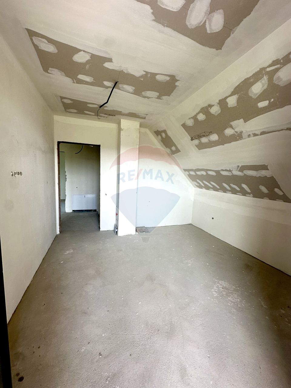 4 room House / Villa for sale