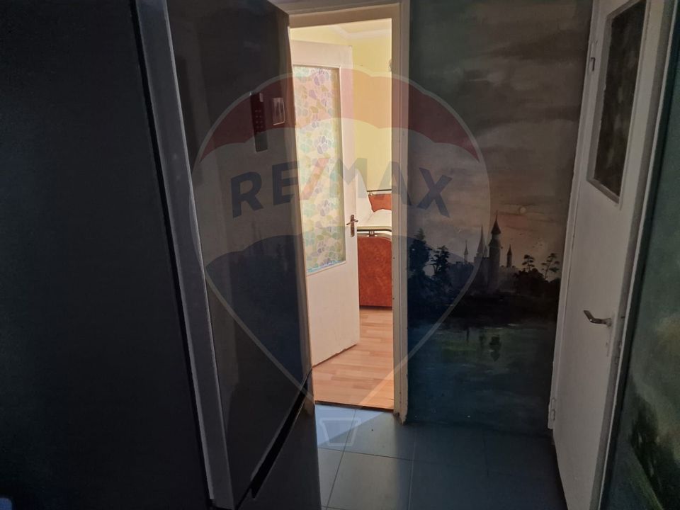 Apartament cu 2 camere de vânzare în zona Mioritei