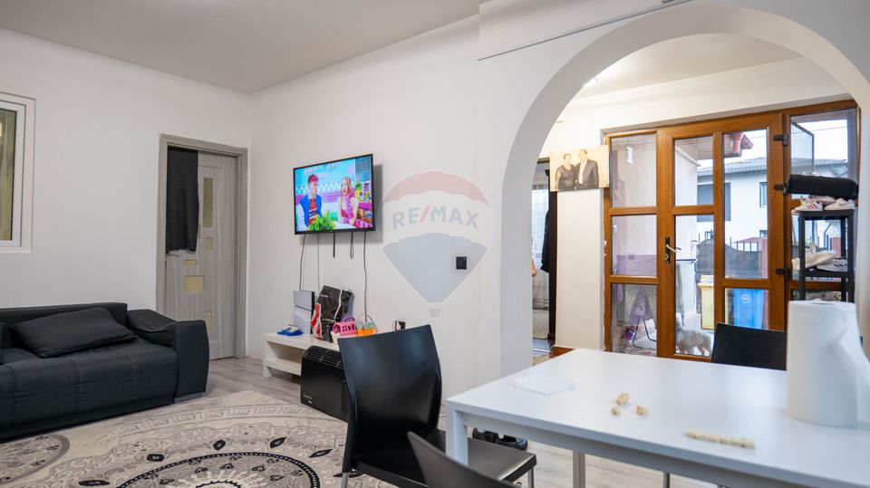 4 room House / Villa for sale, Periferie area