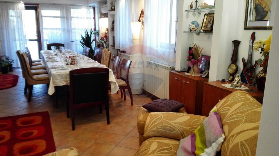 7 room House / Villa for sale