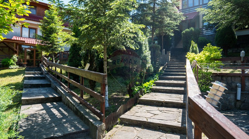 Oferta - vanzare pensiune 10 camere si casa de vacanta, Slanic Prahova