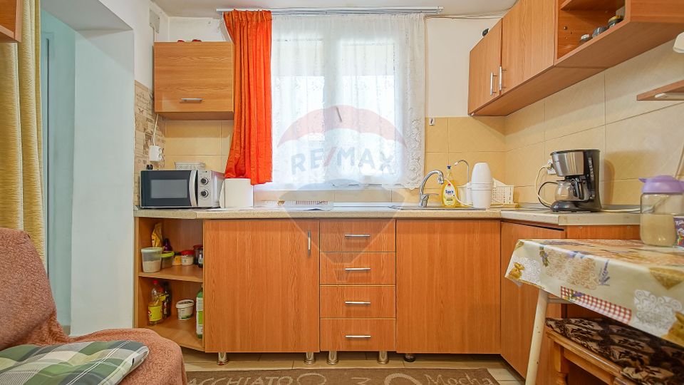 3 room House / Villa for sale, Brasovul Vechi area