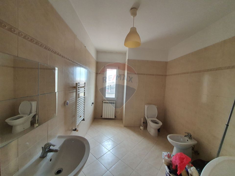 3 rooms apartment for rent in Saftica
