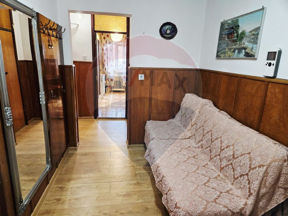 4 CAMERE de INCHIRIAT - clasic- Zizinului 30, bloc 33-5din 8!