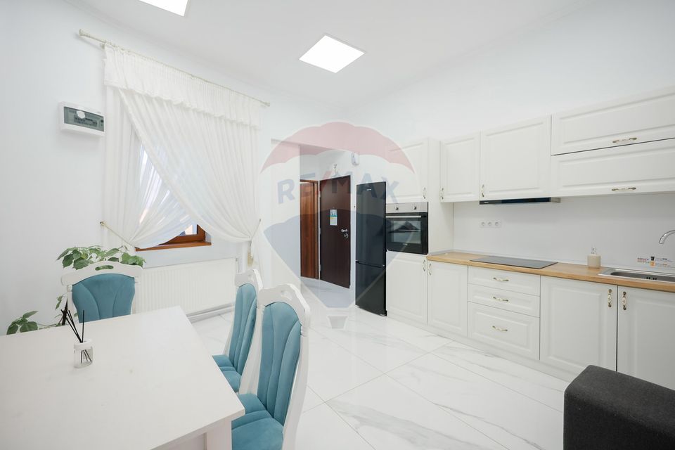 Apartament cu 2 camere de închiriat în zona Ultracentral