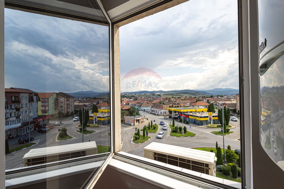 Apartament cu 3 camere de vânzare în Sebeș COMISION 0%