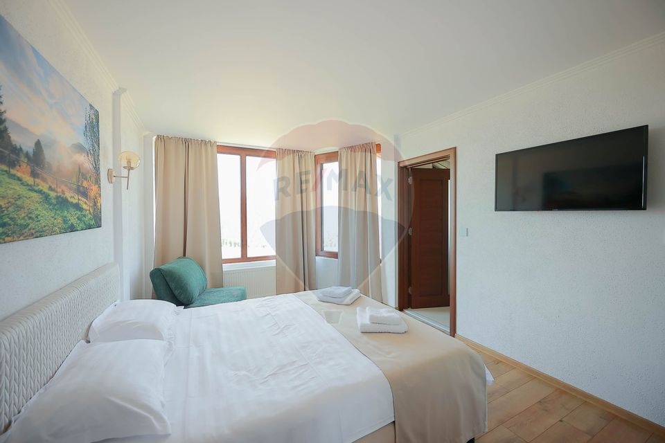 Pensiune de Vânzare cu 8 dormitoare, Rișca, Jud. Cluj