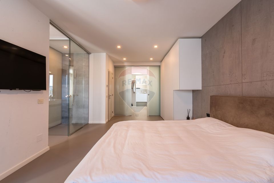 Casa de lux de vanzare in White House Residence