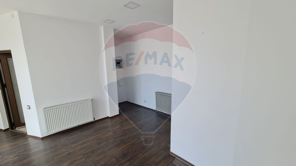 37sq.m Commercial Space for rent, Tiglina 2 area