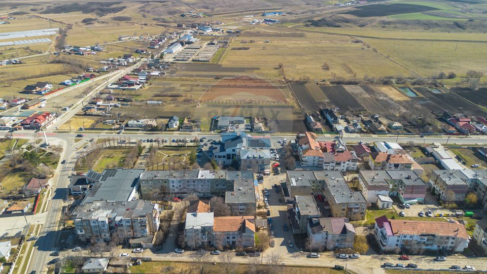 Clădire Comercială S+P+1E – Central, Flamanzi (Botosani)