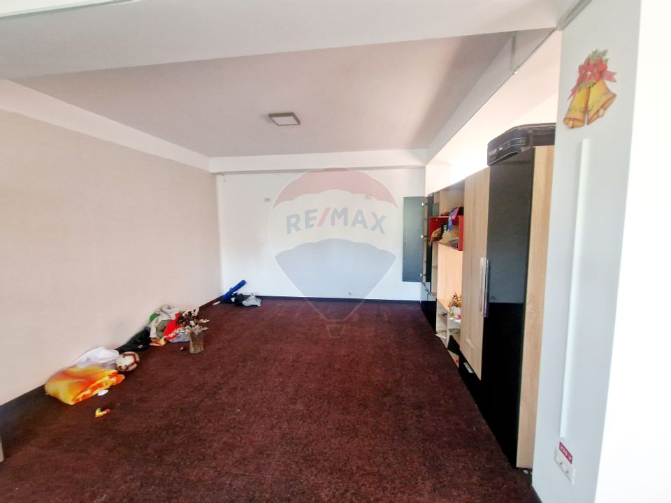 550sq.m Commercial Space for sale, Darmanesti area