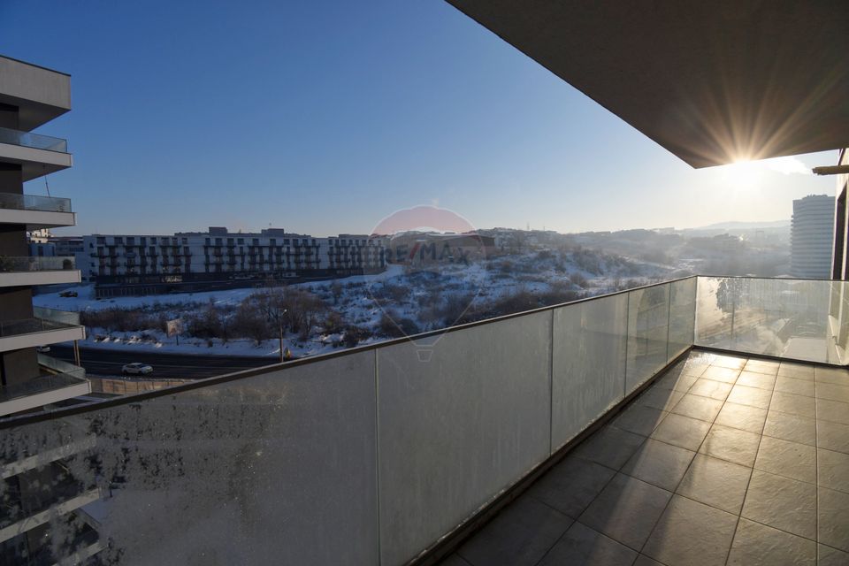 Apartament cu 3 camere de inchiriat - prima inchiriere - totul nou