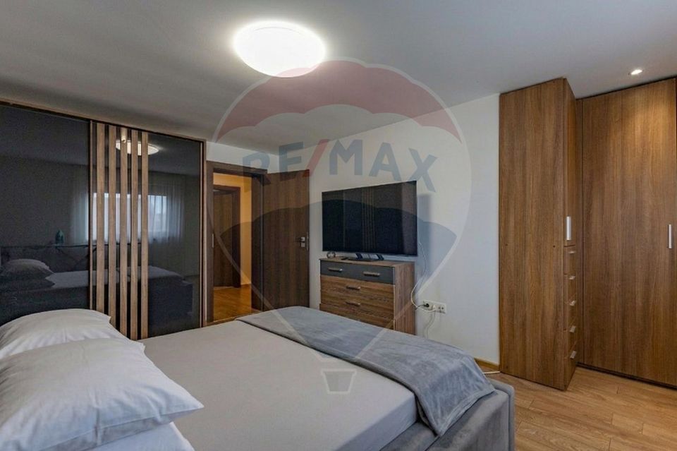 4 room House / Villa for sale