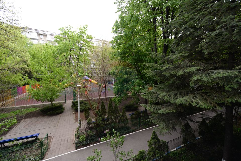 Apartament cu 2 camere de vanzare 46mp Piata Sudului