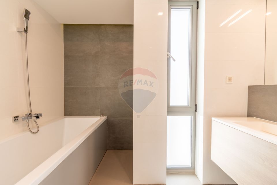 Casa de lux de vanzare in White House Residence