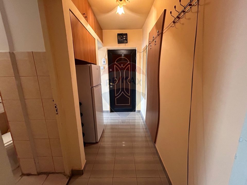 2 room Apartment for sale, Craiovita Noua area