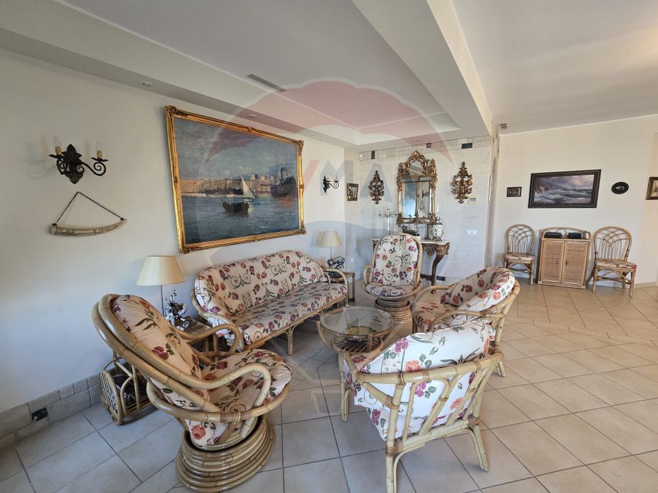 DE VANZARE Apartament cu 4 camere în Mamaia Nord