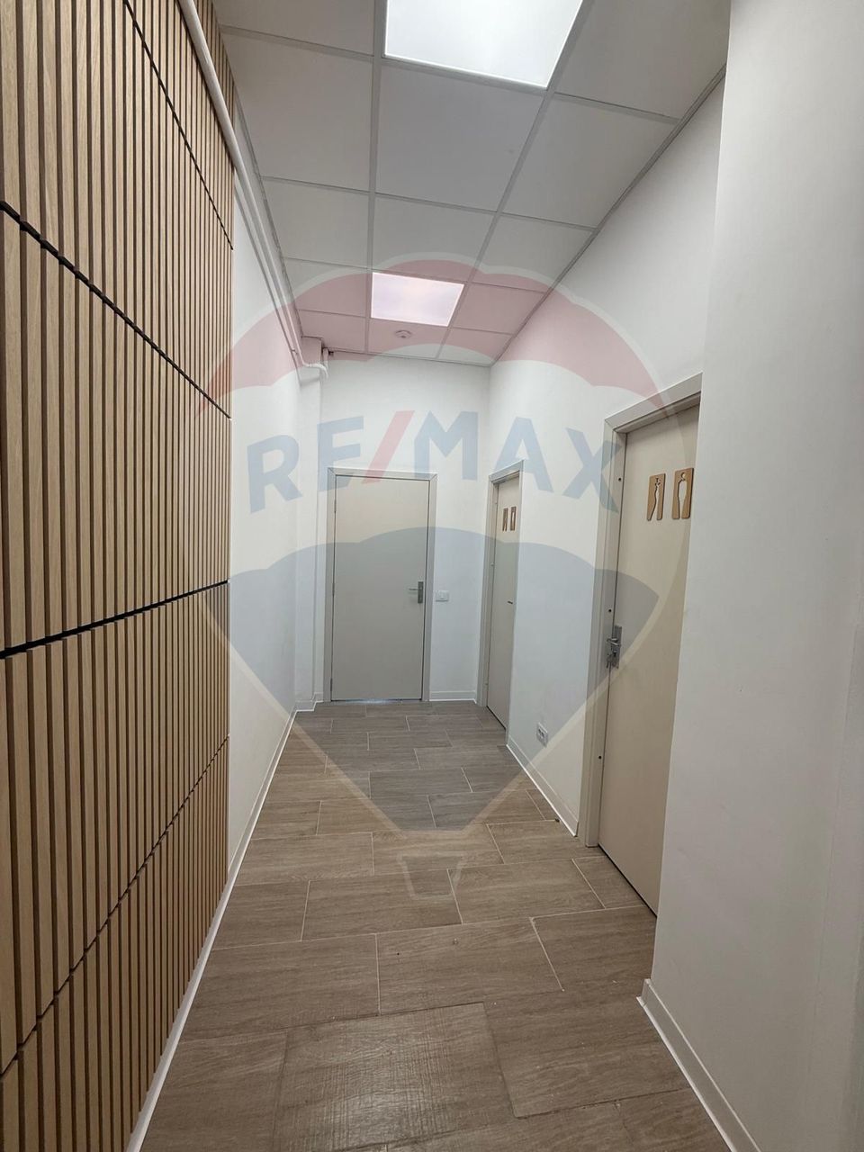 140sq.m Commercial Space for rent, 1 Mai area
