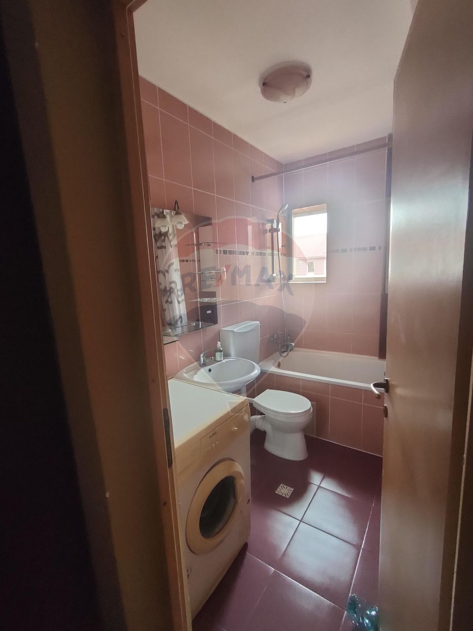 Apartament cu 3 camere de vanzare!