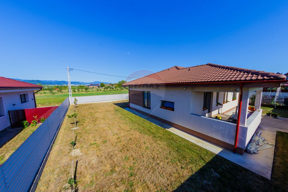 4 room House / Villa for sale