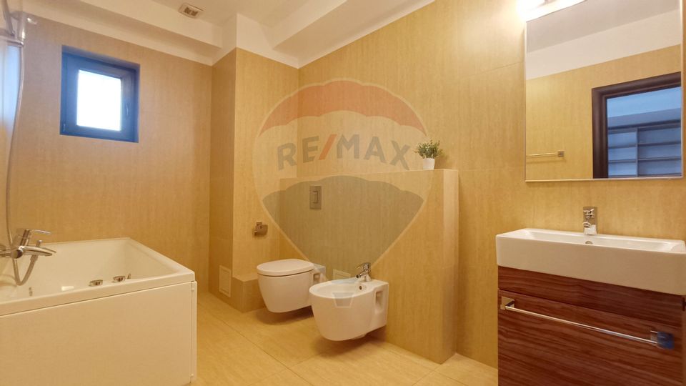 4-rooms apartment for rent in Stefan cel Mare area