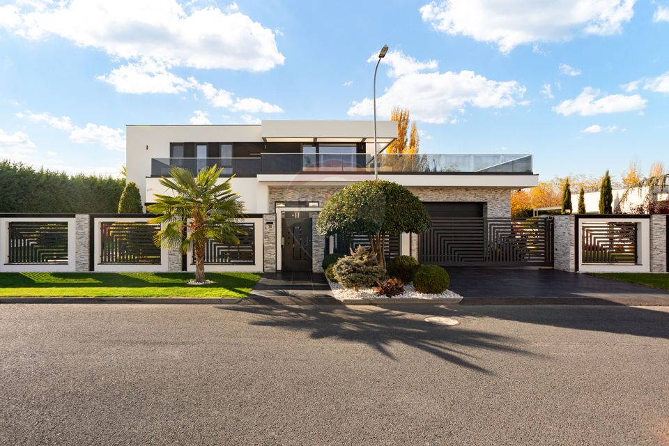 Vilă de lux stil mediteranian de vânzare zona Aradul Nou-Tabacovici