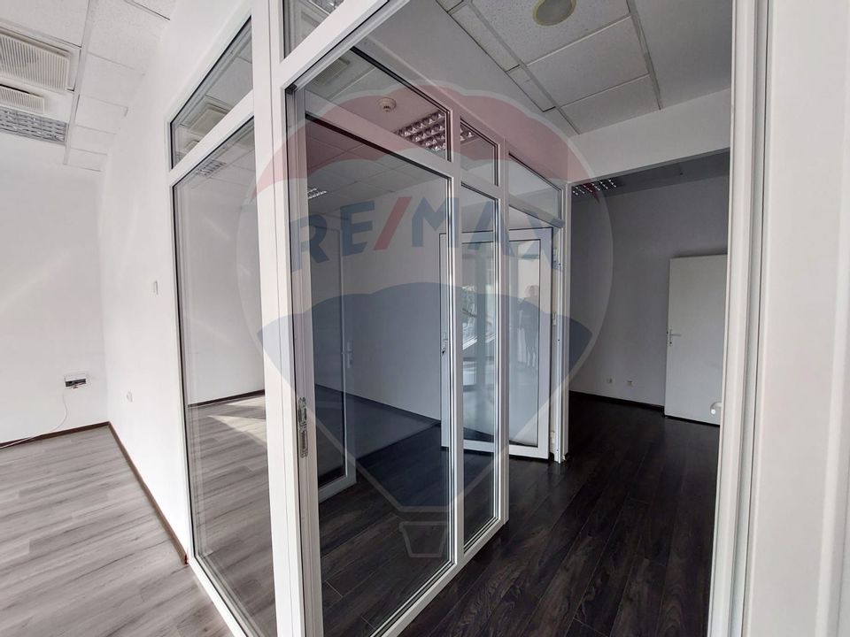 182sq.m Office Space for rent, Unirii area