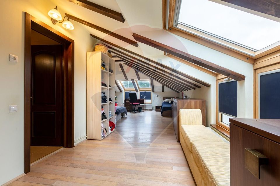 Casă la cheie ! 4 camere de vânzare la cateva minute de centru