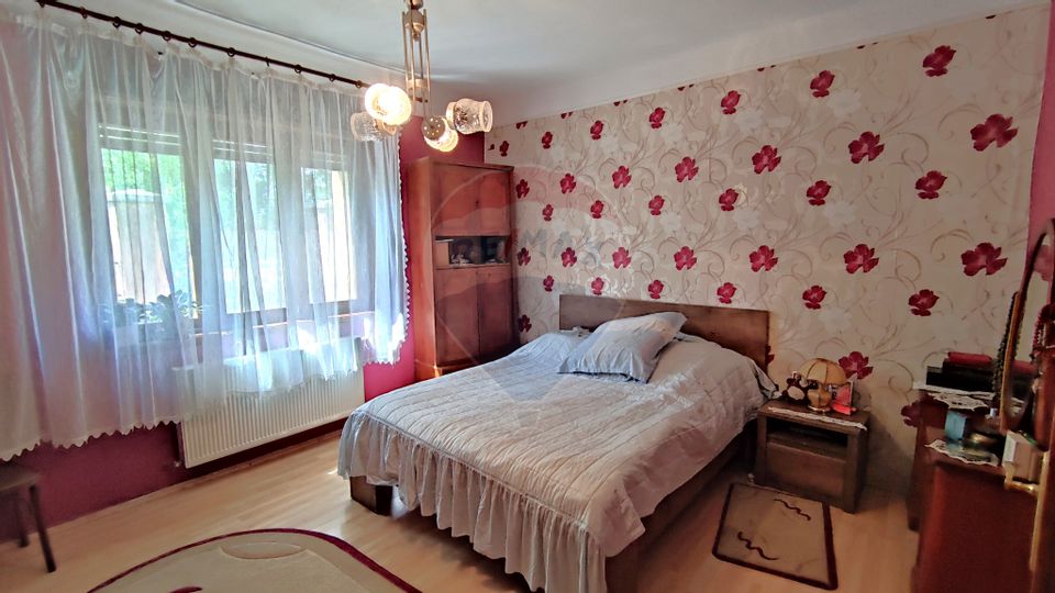 3 room House / Villa for sale, Universitatii area