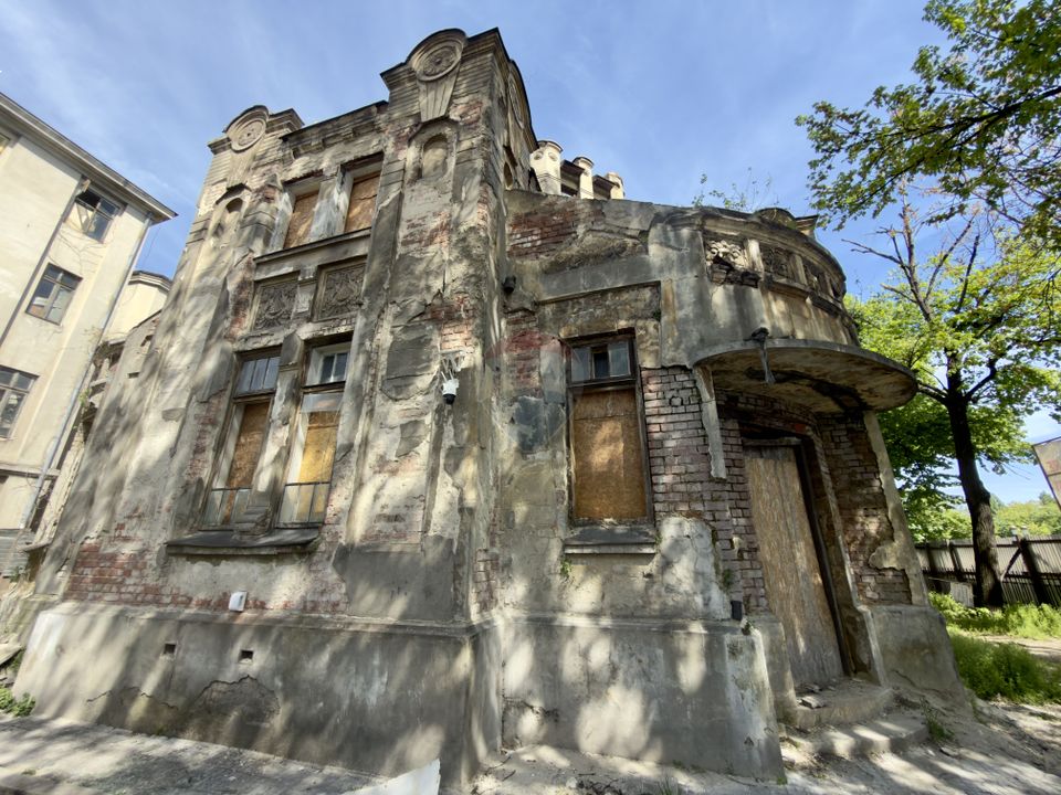 10 room House / Villa for sale, Splaiul Independentei area