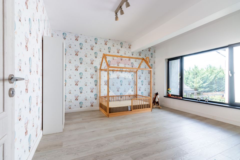 5 room House / Villa for sale, Central area