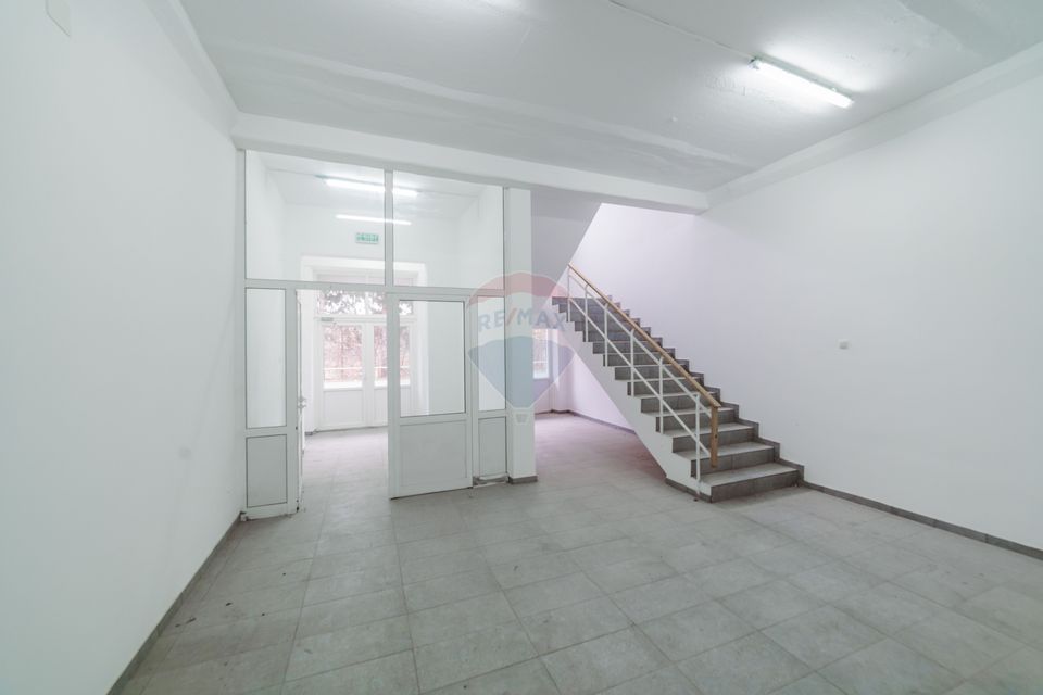1,386sq.m Industrial Space for rent