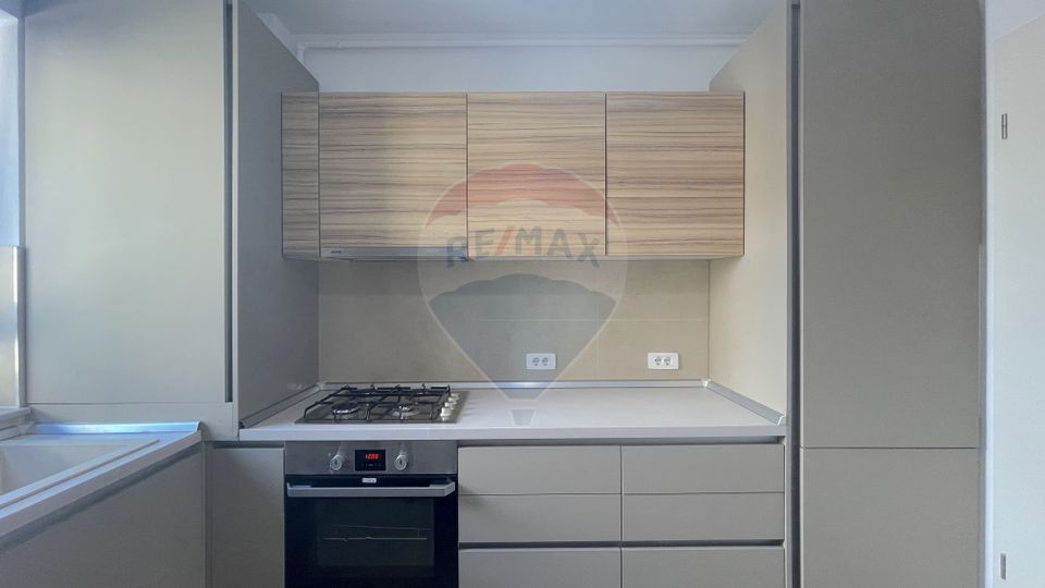 2 room Apartment for rent, Tractorul area