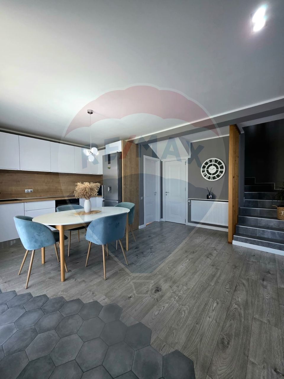 Casa noua Strada Aviatorilor Medias