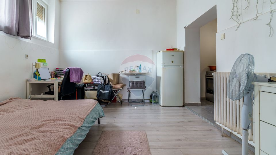 Casă lângă Campusul Hașdeu/UMF- Ideală pentru locuințǎ sau investiție!