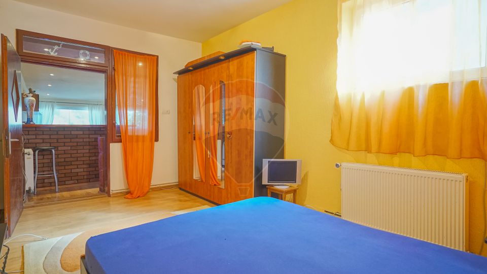 Corp de casă cu 2 apartamente și curte individuală, str. Făgetului