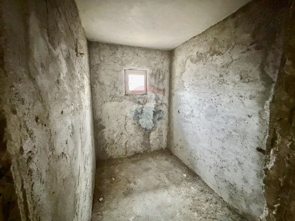 Apartament cu 4 camere