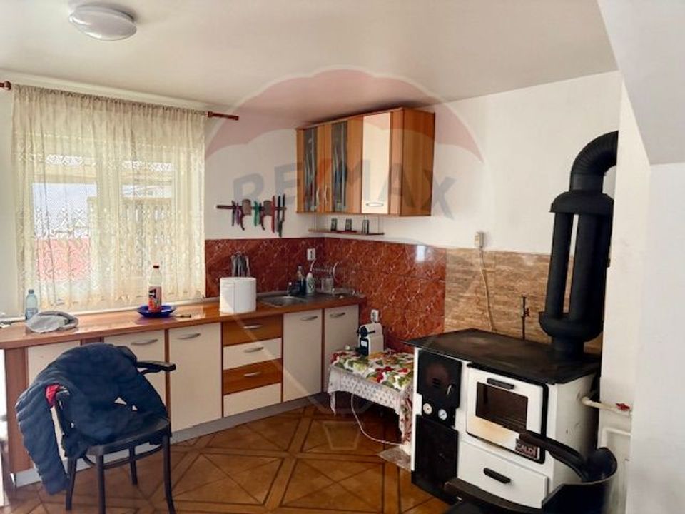 6 room House / Villa for sale