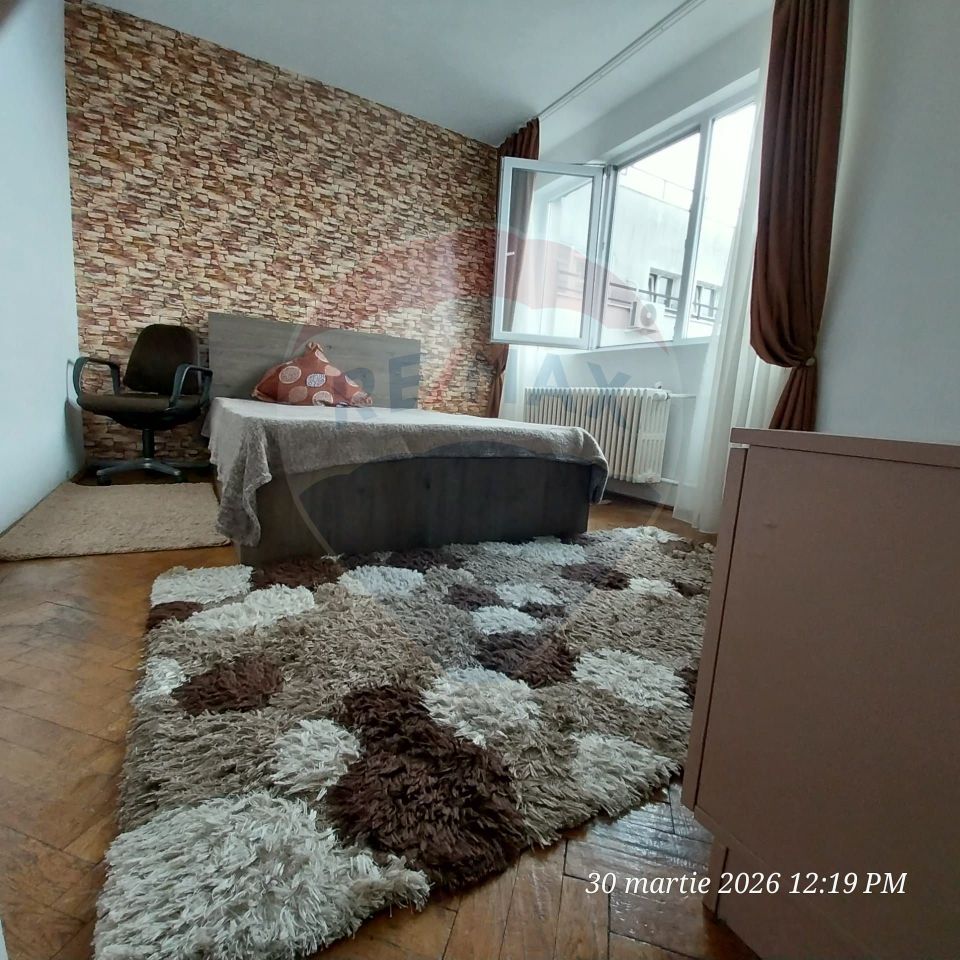 Giulesti - Vanzare apartament 3 camere - Spațios, luminos, balcon mare