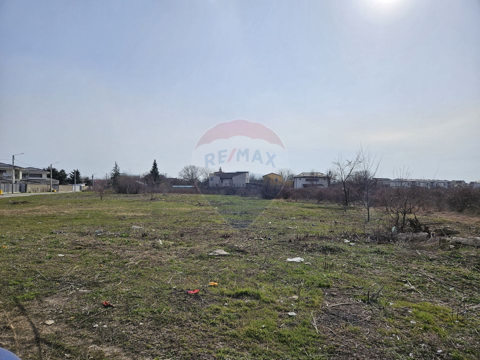 Land 5,325sqm Otopeni / Strada Grivita