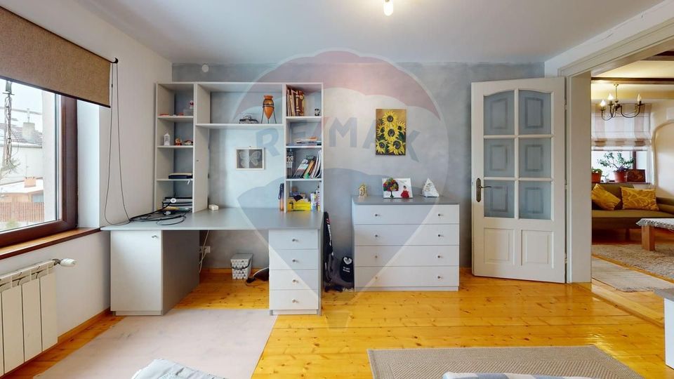 5 room House / Villa for sale, Calea Poplacii area