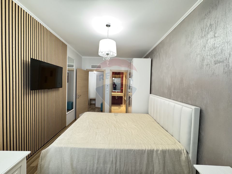 Apartament de inchiriat 3 camere, spatios, parcare, Rin Grand Hotel