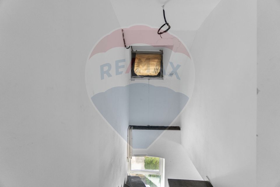 Apartament 7 camere ULTRACENTRAL in casa- Codlea!